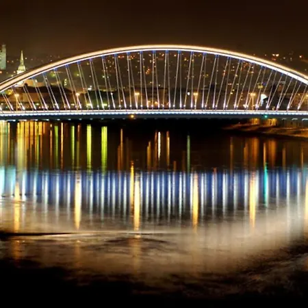 Apartament Diamond In Old Town With Free Parking Bratysława