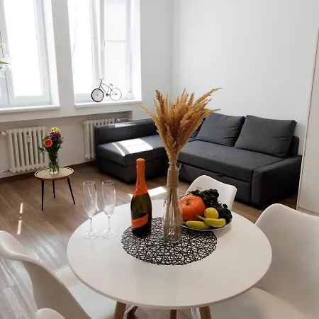 Diamond In Old Town With Free Parking *