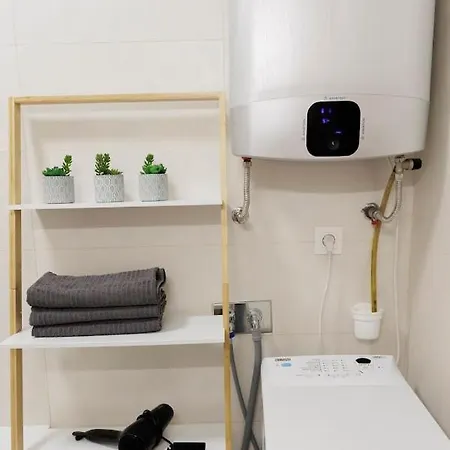 Diamond In Old Town With Free Parking Lägenhet