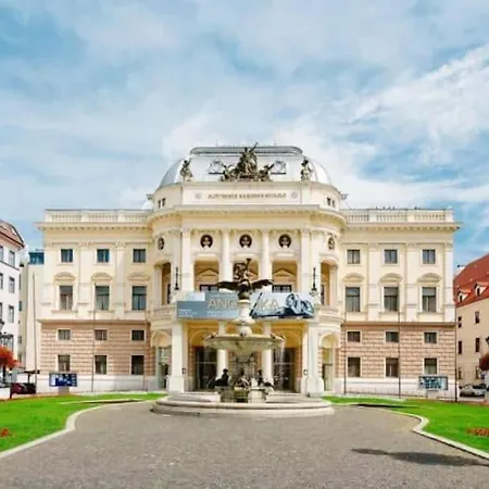 Appartement Diamond In Old Town With Free Parking
