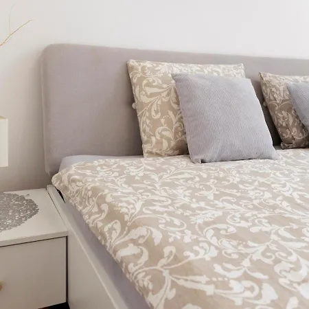 Appartement Diamond In Old Town With Free Parking
