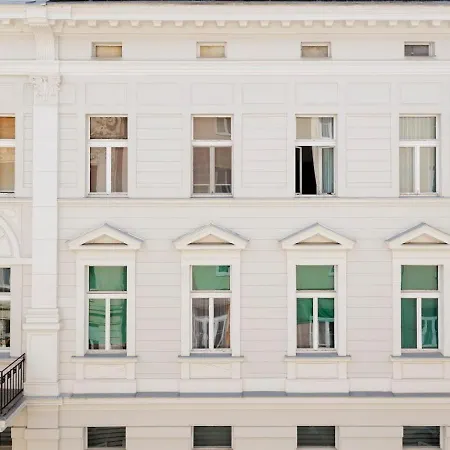 Diamond In Old Town With Free Parking Appartement