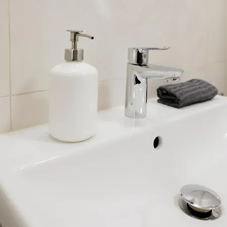 Apartamento Diamond In Old Town With Free Parking Bratislava