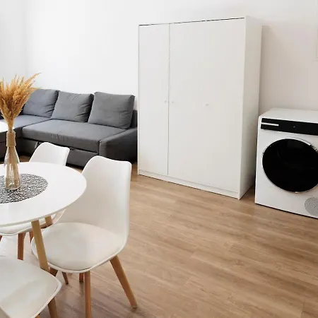 Diamond In Old Town With Free Parking Bratislava