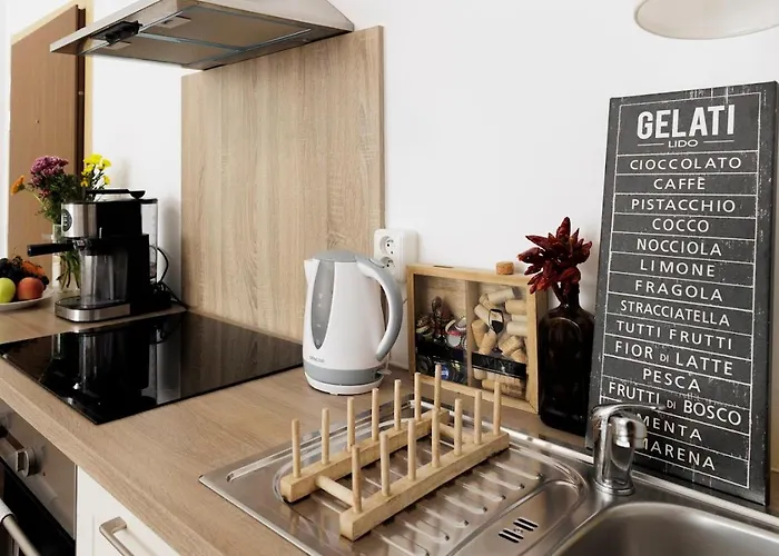 Diamond In Old Town With Free Parking *